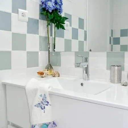 Charming 1 M² Balcony * Santona